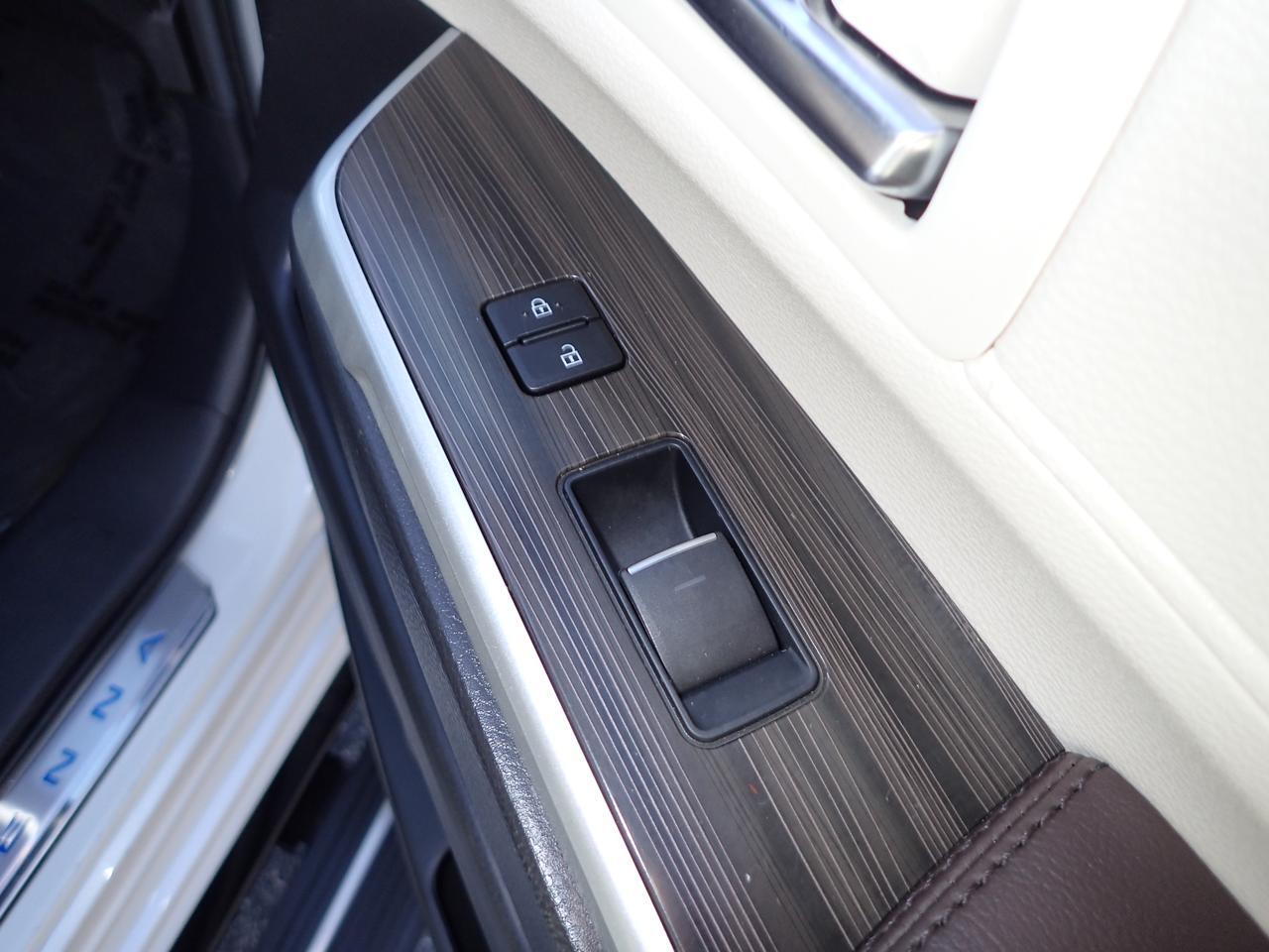 2024 Toyota Sienna Platinum Anaheim CA