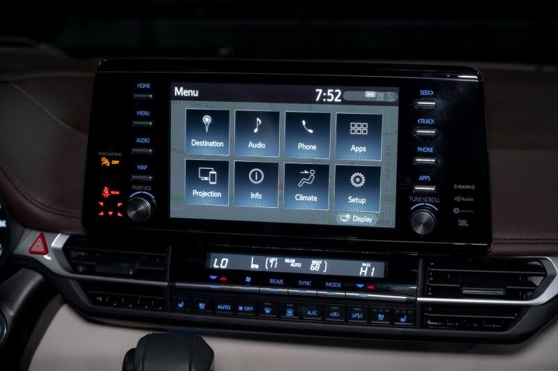 2024 Toyota Sienna Platinum FWD 7-Passenger (Natl) Minivan Peoria AZ