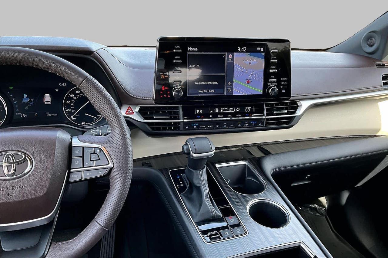 2024 Toyota Sienna Platinum Folsom CA