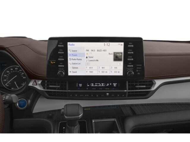 2024 Toyota Sienna Platinum Hurst TX