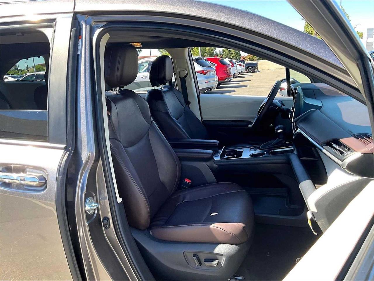 2024 Toyota Sienna Platinum Roseville CA
