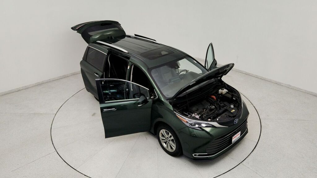 2024 Toyota Sienna Platinum Laurel MD