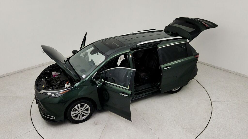 2024 Toyota Sienna Platinum Laurel MD