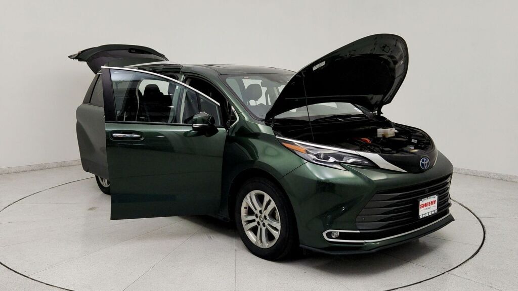 2024 Toyota Sienna Platinum Laurel MD