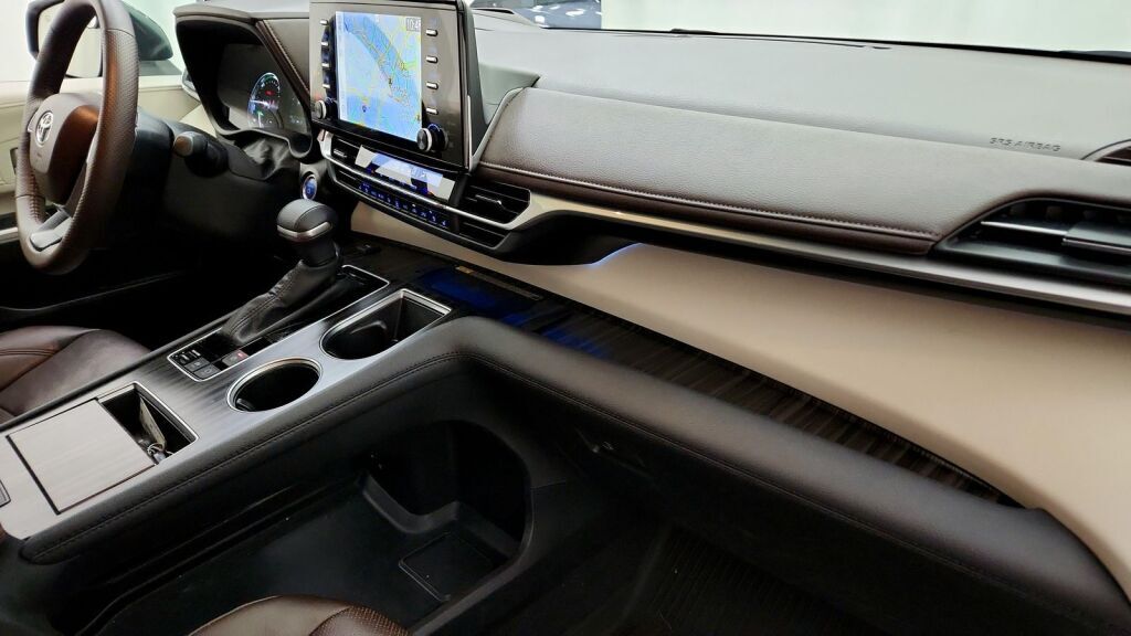 2024 Toyota Sienna Platinum Laurel MD