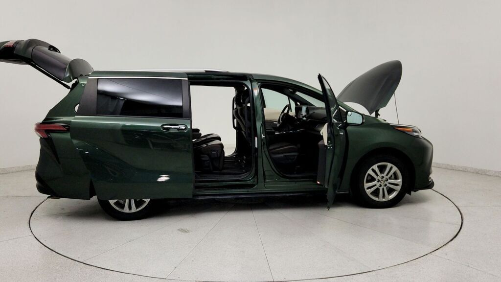 2024 Toyota Sienna Platinum Laurel MD