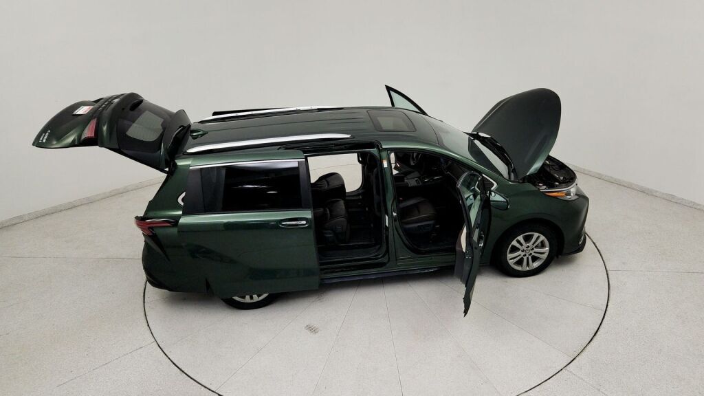 2024 Toyota Sienna Platinum Laurel MD