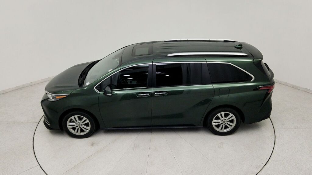 2024 Toyota Sienna Platinum Laurel MD