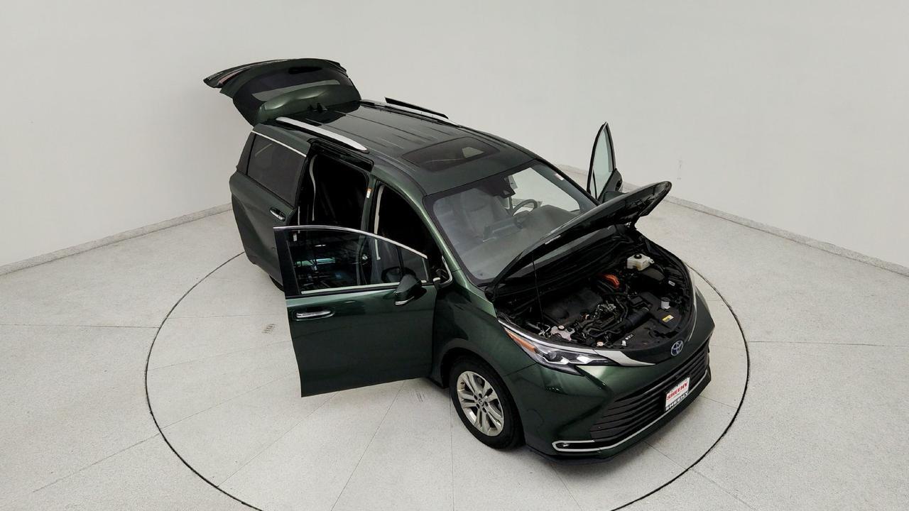 2024 Toyota Sienna Platinum Chantilly VA
