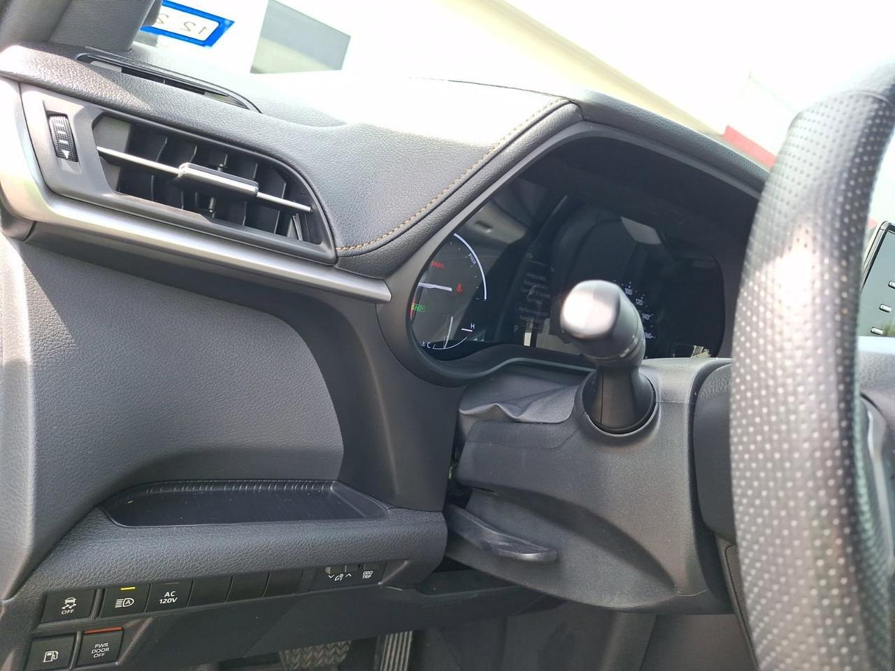 2024 Toyota Sienna Woodland Edition Hurst TX