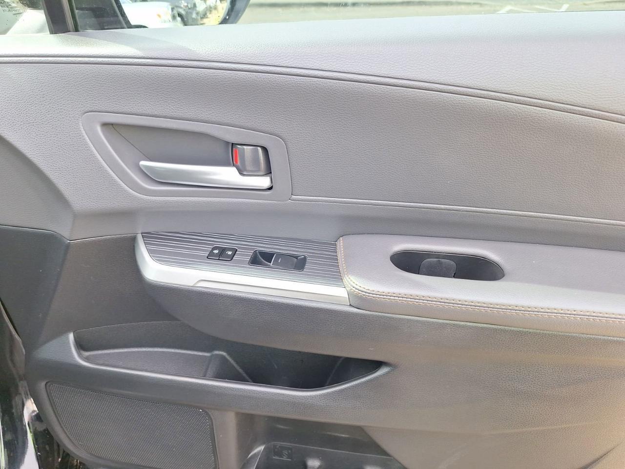 2024 Toyota Sienna Woodland Edition Hurst TX