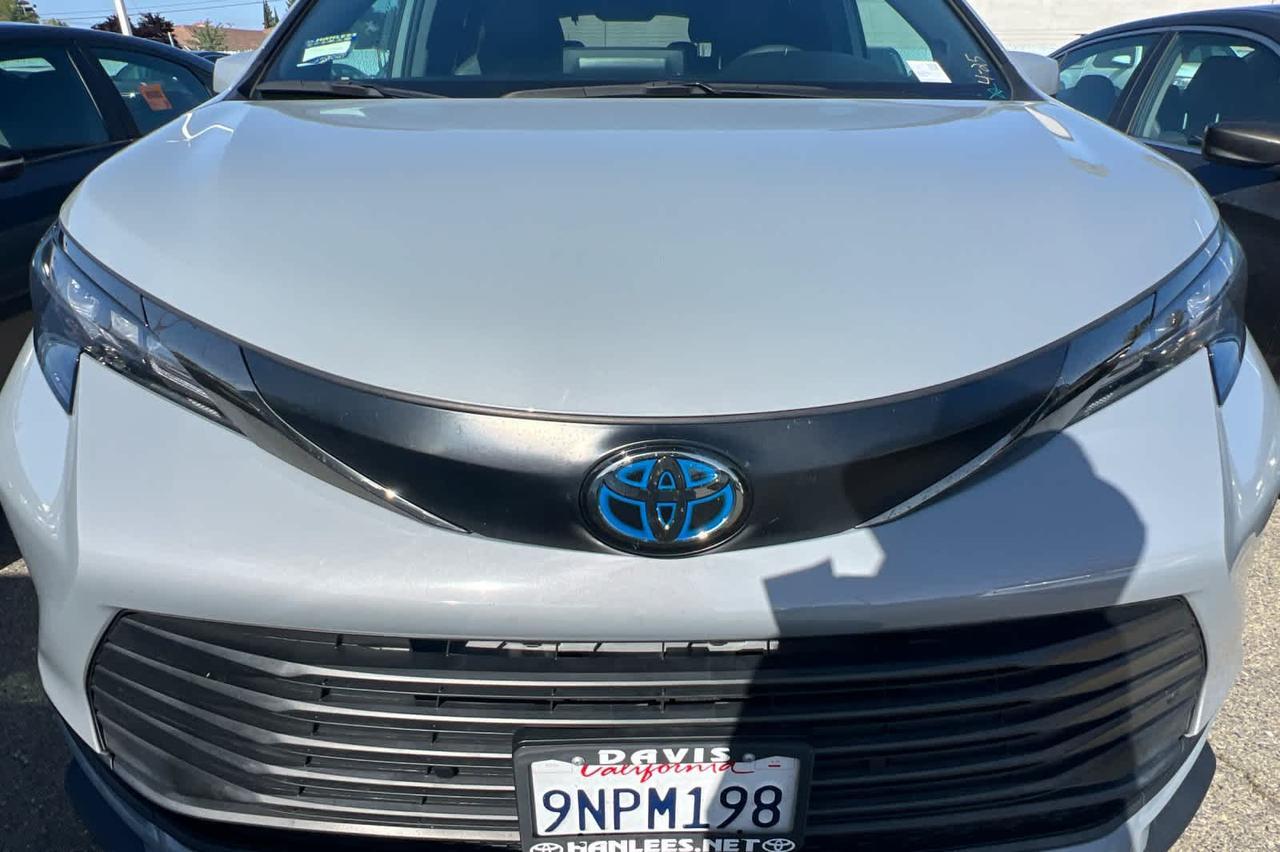 2024 Toyota Sienna Woodland Edition Roseville CA