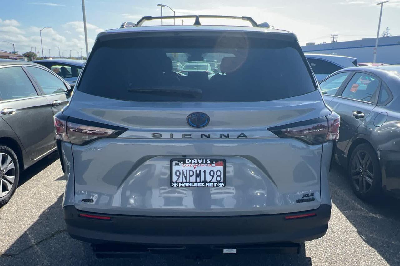 2024 Toyota Sienna Woodland Edition Roseville CA