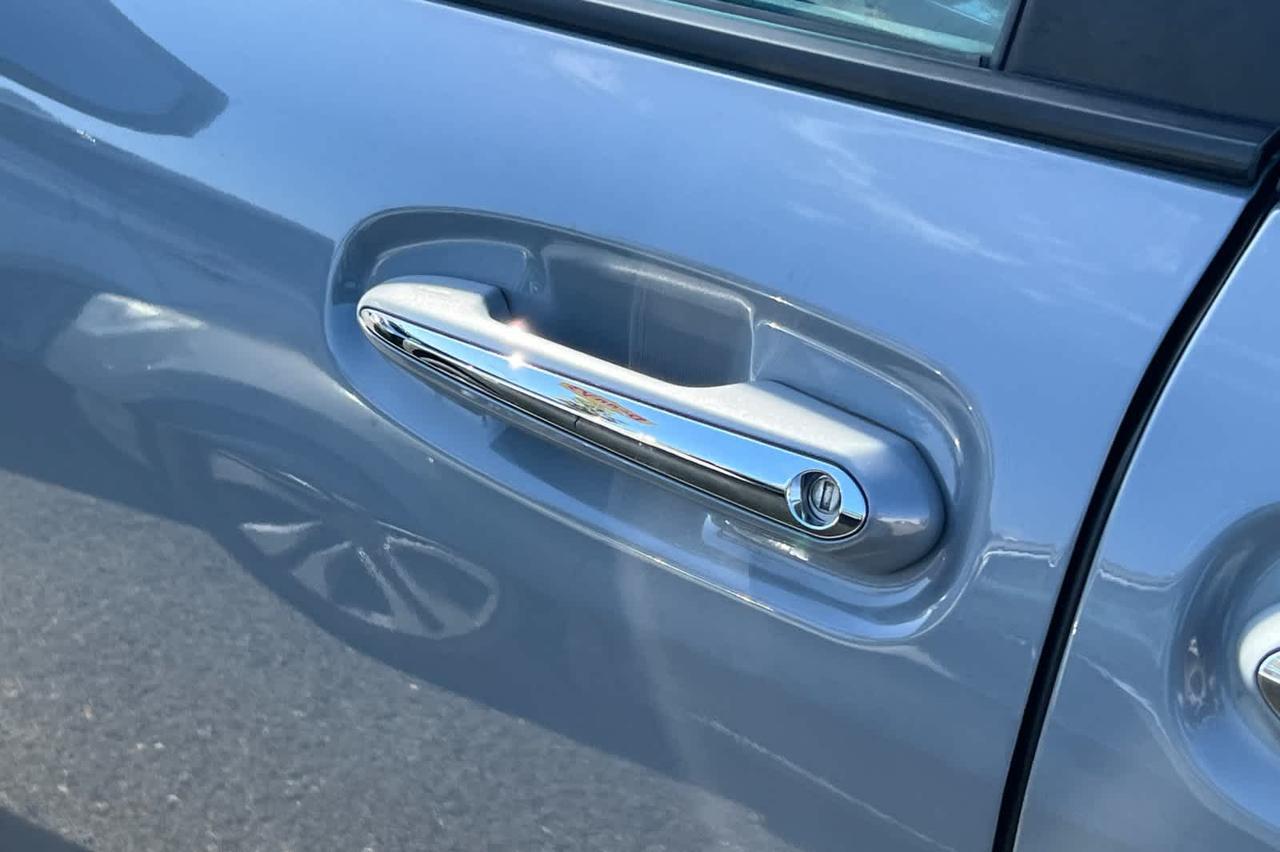 2024 Toyota Sienna Woodland Edition Roseville CA