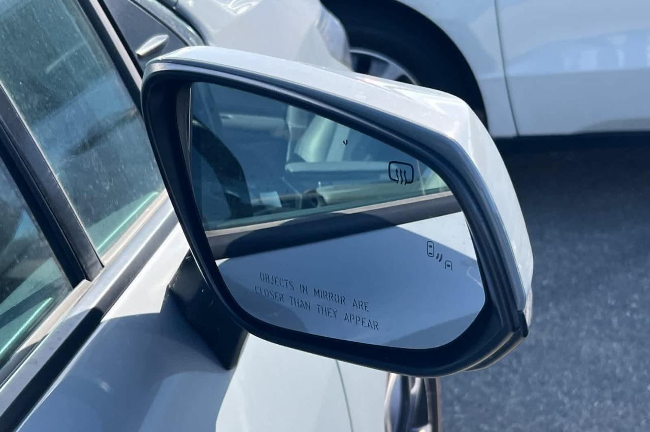 2024 Toyota Sienna Woodland Edition Roseville CA