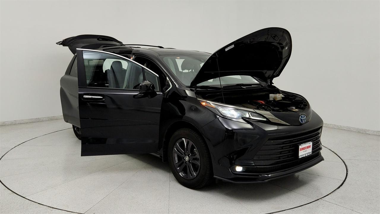 2024 Toyota Sienna Woodland Edition Annapolis MD