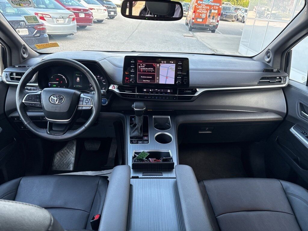 2024 Toyota Sienna Woodland Edition Cockeysville MD
