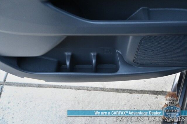 2024 Toyota Sienna XLE / AWD / Hybrid / Power & Heated Leather Seats / Sunroof / Adaptive Cruise / Lane Departure & Blind Spot / Rear Captain Chairs / 3rd Row / Seats 7 / Apple CarPlay & Android Auto / Back Up Camera / 36 MPG / 1-Owner Anchorage AK