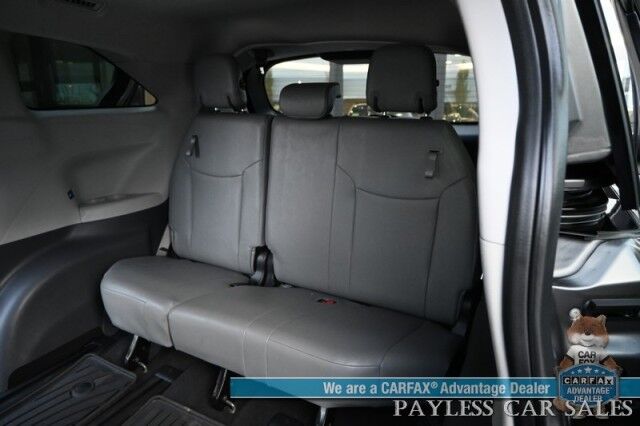 2024 Toyota Sienna XLE / AWD / Hybrid / Power & Heated Leather Seats / Sunroof / Adaptive Cruise / Lane Departure & Blind Spot / Rear Captain Chairs / 3rd Row / Seats 7 / Apple CarPlay & Android Auto / Back Up Camera / 36 MPG / 1-Owner Anchorage AK