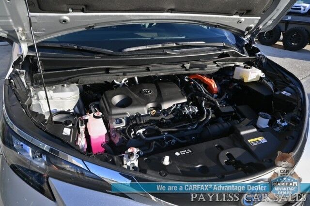 2024 Toyota Sienna XLE / AWD / Hybrid / Power & Heated Leather Seats / Sunroof / Adaptive Cruise / Lane Departure & Blind Spot / Rear Captain Chairs / 3rd Row / Seats 7 / Apple CarPlay & Android Auto / Back Up Camera / 36 MPG / 1-Owner Anchorage AK 2024 Toyota Sienna XLE / AWD / Hybrid / Power & Heated Leather Seats / Sunroof / Adaptive Cruise / Lane Departure & Blind Spot / Rear Captain Chairs / 3rd Row / Seats 7 / Apple CarPlay & Android Auto / Back Up Camera / 36 MPG / 1-Owner Anchorage AK