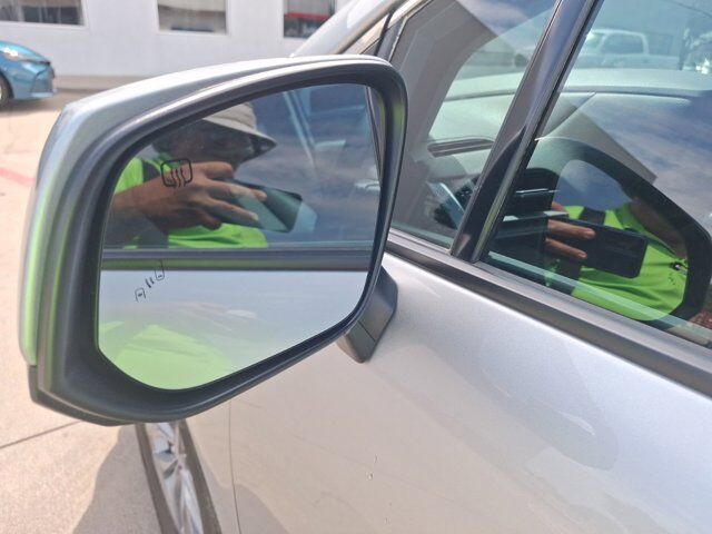 2024 Toyota Sienna XLE Hurst TX