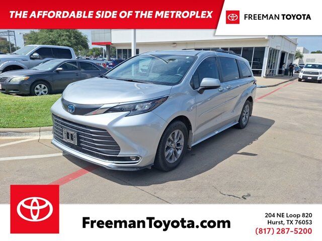2024 Toyota Sienna XLE Hurst TX
