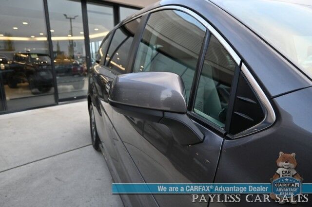 2024 Toyota Sienna XLE Hybrid / AWD / Auto Start / Power & Heated Leather Seats / Sunroof / Adaptive Cruise / Lane Depart & Blind Spot Alert / Apple CarPlay & Android Auto / Back Up Cam / Rear Captain Chairs / 3rd Row / 36 MPG / 1-Owner Anchorage AK