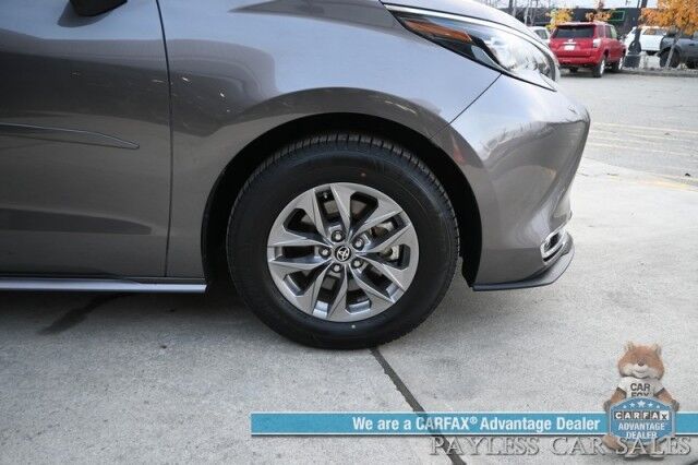 2024 Toyota Sienna XLE Hybrid / AWD / Auto Start / Power & Heated Leather Seats / Sunroof / Adaptive Cruise / Lane Depart & Blind Spot Alert / Apple CarPlay & Android Auto / Back Up Cam / Rear Captain Chairs / 3rd Row / 36 MPG / 1-Owner Anchorage AK