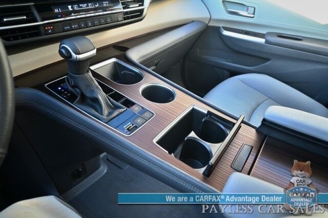 2024 Toyota Sienna XLE Hybrid / AWD / Auto Start / Power & Heated Leather Seats / Sunroof / Adaptive Cruise / Lane Depart & Blind Spot / Apple CarPlay & Android Auto / Back Up Cam / Rear Captain Chairs / 3rd Row / 36 MPG / 1-Owner Anchorage AK