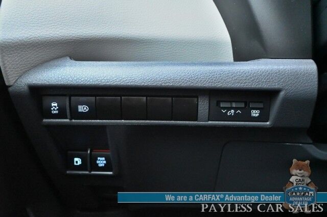 2024 Toyota Sienna XLE Hybrid / AWD / Power & Heated Leather Seats / Sunroof / Adaptive Cruise / Lane Depart & Blind Spot Alert / Apple CarPlay & Android Auto / Back Up Camera / Rear Captain Chairs / 3rd Row / 36 MPG / 1-Owner Anchorage AK 2024 Toyota Sienna XLE Hybrid / AWD / Power & Heated Leather Seats / Sunroof / Adaptive Cruise / Lane Depart & Blind Spot Alert / Apple CarPlay & Android Auto / Back Up Camera / Rear Captain Chairs / 3rd Row / 36 MPG / 1-Owner Anchorage AK