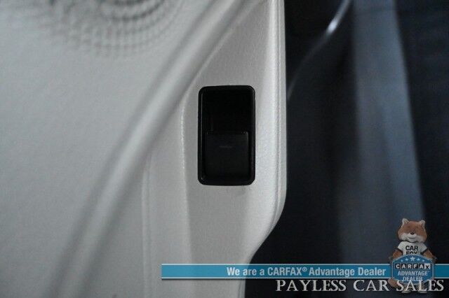 2024 Toyota Sienna XLE Hybrid / AWD / Power & Heated Leather Seats / Sunroof / Adaptive Cruise / Lane Depart & Blind Spot Alert / Apple CarPlay & Android Auto / Back Up Camera / Rear Captain Chairs / 3rd Row / 36 MPG / 1-Owner Wasilla AK