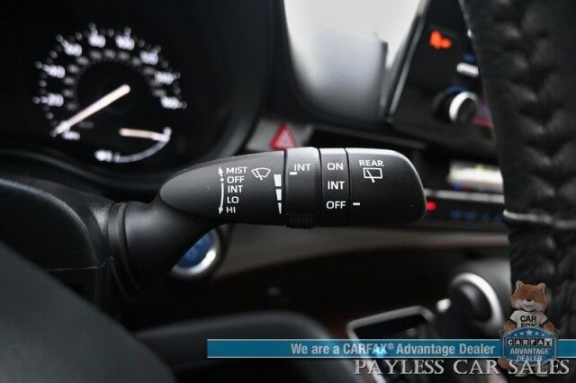 2024 Toyota Sienna XLE Hybrid / AWD / Power & Heated Leather Seats / Sunroof / Adaptive Cruise / Lane Depart & Blind Spot Alert / Apple CarPlay & Android Auto / Back Up Camera / Rear Captain Chairs / 3rd Row / 36 MPG / 1-Owner Anchorage AK