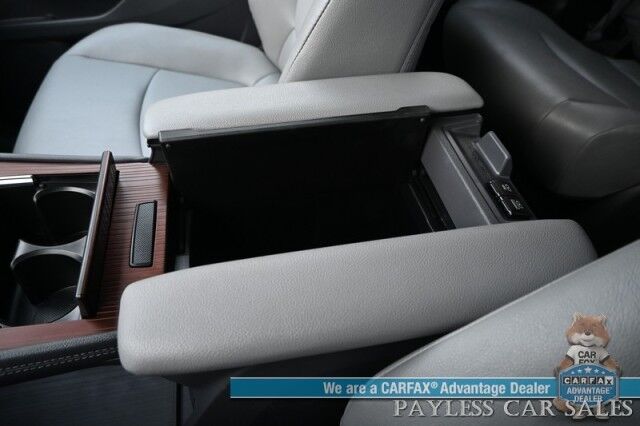 2024 Toyota Sienna XLE Hybrid / AWD / Power & Heated Leather Seats / Sunroof / Adaptive Cruise / Lane Depart & Blind Spot Alert / Apple CarPlay & Android Auto / Back Up Camera / Rear Captain Chairs / 3rd Row / 36 MPG / 1-Owner Wasilla AK