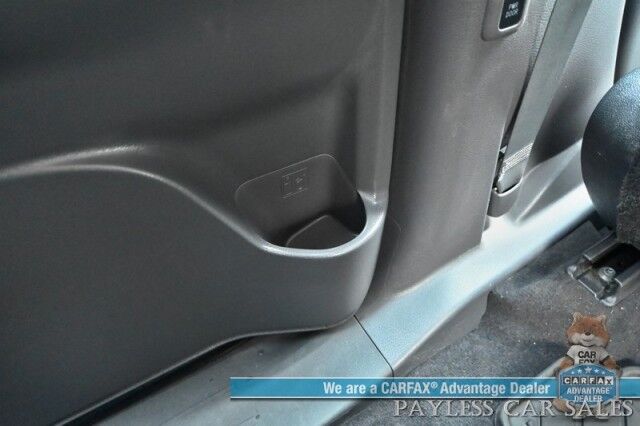 2024 Toyota Sienna XLE Hybrid / AWD / Power & Heated Leather Seats / Sunroof / Adaptive Cruise / Lane Depart & Blind Spot Alert / Apple CarPlay & Android Auto / Back Up Camera / Rear Captain Chairs / 3rd Row / 36 MPG / 1-Owner Wasilla AK