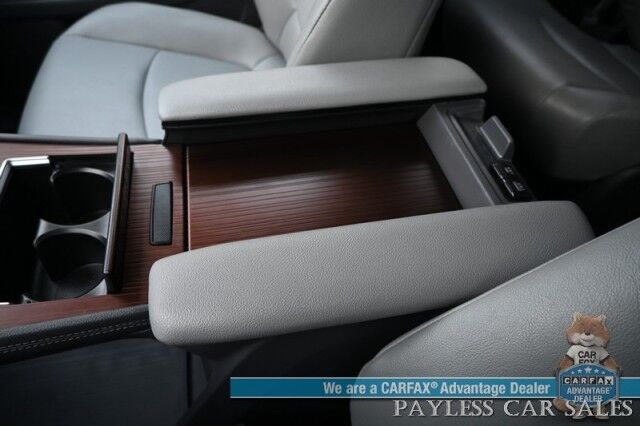 2024 Toyota Sienna XLE Hybrid / AWD / Power & Heated Leather Seats / Sunroof / Adaptive Cruise / Lane Depart & Blind Spot Alert / Apple CarPlay & Android Auto / Back Up Camera / Rear Captain Chairs / 3rd Row / 36 MPG / 1-Owner Anchorage AK