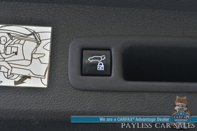 2024 Toyota Sienna XLE Hybrid / AWD / Power & Heated Leather Seats / Sunroof / Adaptive Cruise / Lane Depart & Blind Spot Alert / Apple CarPlay & Android Auto / Back Up Camera / Rear Captain Chairs / 3rd Row / 36 MPG / 1-Owner Wasilla AK