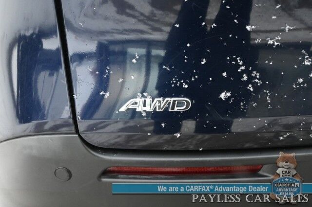 2024 Toyota Sienna XLE Hybrid / AWD / Power & Heated Leather Seats / Sunroof / Adaptive Cruise / Lane Depart & Blind Spot Alert / Apple CarPlay & Android Auto / Back Up Camera / Rear Captain Chairs / 3rd Row / 36 MPG / 1-Owner Wasilla AK