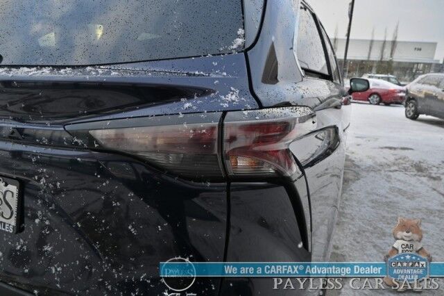 2024 Toyota Sienna XLE Hybrid / AWD / Power & Heated Leather Seats / Sunroof / Adaptive Cruise / Lane Depart & Blind Spot Alert / Apple CarPlay & Android Auto / Back Up Camera / Rear Captain Chairs / 3rd Row / 36 MPG / 1-Owner Wasilla AK