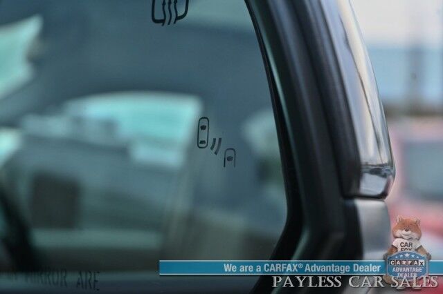 2024 Toyota Sienna XLE Hybrid / AWD / Power & Heated Leather Seats / Sunroof / Adaptive Cruise / Lane Depart & Blind Spot Alert / Apple CarPlay & Android Auto / Back Up Camera / Rear Captain Chairs / 3rd Row / 36 MPG / 1-Owner Anchorage AK