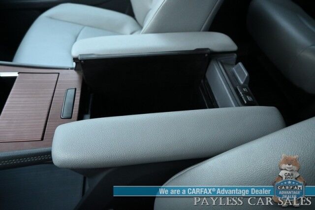 2024 Toyota Sienna XLE Hybrid / AWD / Power & Heated Leather Seats / Sunroof / Adaptive Cruise / Lane Depart & Blind Spot Alert / Apple CarPlay & Android Auto / Back Up Camera / Rear Captain Chairs / 3rd Row / 36 MPG / 1-Owner Anchorage AK