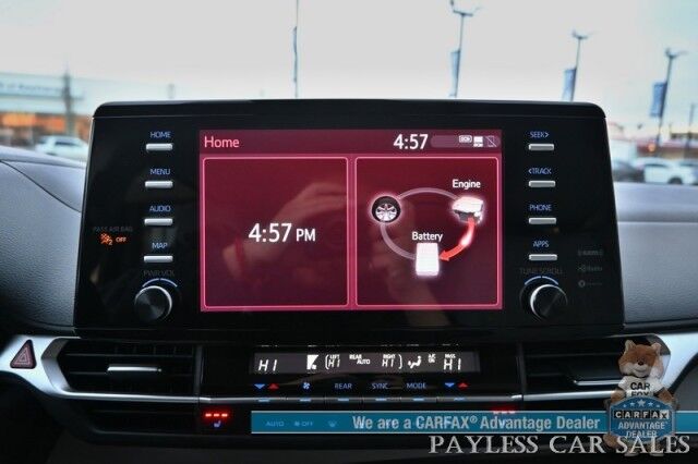 2024 Toyota Sienna XLE Hybrid / AWD / Power & Heated Leather Seats / Sunroof / Adaptive Cruise / Lane Depart & Blind Spot Alert / Apple CarPlay & Android Auto / Back Up Camera / Rear Captain Chairs / 3rd Row / 36 MPG / 1-Owner Anchorage AK