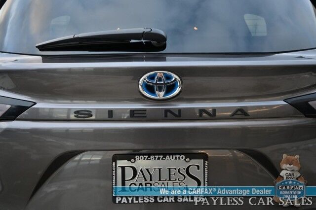 2024 Toyota Sienna XLE Hybrid / AWD / Power & Heated Leather Seats / Sunroof / Adaptive Cruise / Lane Depart & Blind Spot Alert / Apple CarPlay & Android Auto / Back Up Camera / Rear Captain Chairs / 3rd Row / 36 MPG / 1-Owner Anchorage AK