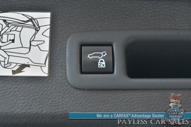 2024 Toyota Sienna XLE Hybrid / AWD / Power & Heated Leather Seats / Sunroof / Adaptive Cruise / Lane Depart & Blind Spot Alert / Apple CarPlay & Android Auto / Back Up Camera / Rear Captain Chairs / 3rd Row / 36 MPG / 1-Owner Anchorage AK