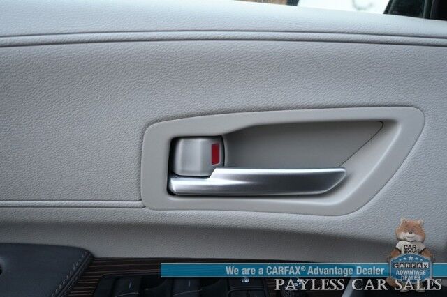 2024 Toyota Sienna XLE Hybrid / AWD / Power & Heated Leather Seats / Sunroof / Adaptive Cruise / Lane Depart & Blind Spot Alert / Apple CarPlay & Android Auto / Back Up Camera / Rear Captain Chairs / 3rd Row / 36 MPG / 1-Owner Anchorage AK