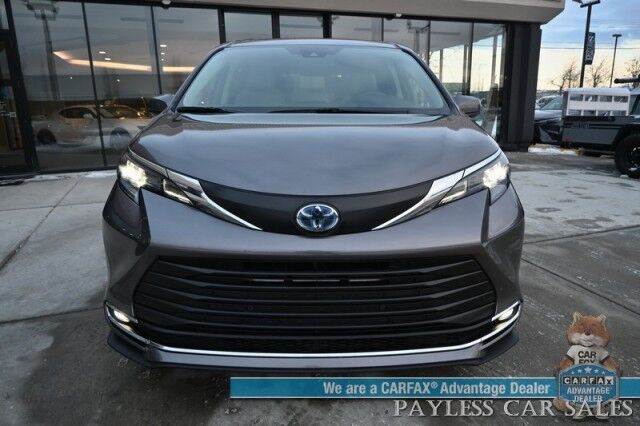 2024 Toyota Sienna XLE Hybrid / AWD / Power & Heated Leather Seats / Sunroof / Adaptive Cruise / Lane Depart & Blind Spot Alert / Apple CarPlay & Android Auto / Back Up Camera / Rear Captain Chairs / 3rd Row / 36 MPG / 1-Owner Anchorage AK