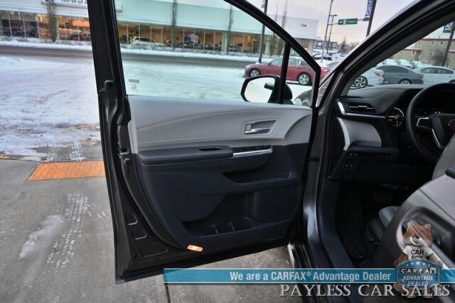 2024 Toyota Sienna XLE Hybrid / AWD / Power & Heated Leather Seats / Sunroof / Adaptive Cruise / Lane Depart & Blind Spot Alert / Apple CarPlay & Android Auto / Back Up Camera / Rear Captain Chairs / 3rd Row / 36 MPG / 1-Owner Anchorage AK