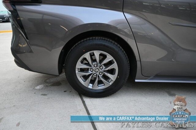 2024 Toyota Sienna XLE Hybrid / AWD / Power & Heated Leather Seats / Sunroof / Adaptive Cruise / Lane Depart & Blind Spot Alert / Apple CarPlay & Android Auto / Back Up Camera / Rear Captain Chairs / 3rd Row / 36 MPG / 1-Owner Anchorage AK