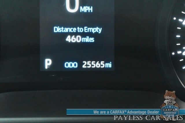 2024 Toyota Sienna XLE Hybrid / AWD / Power & Heated Leather Seats / Sunroof / Adaptive Cruise / Lane Depart & Blind Spot Alert / Apple CarPlay & Android Auto / Back Up Camera / Rear Captain Chairs / 3rd Row / 36 MPG / 1-Owner Anchorage AK