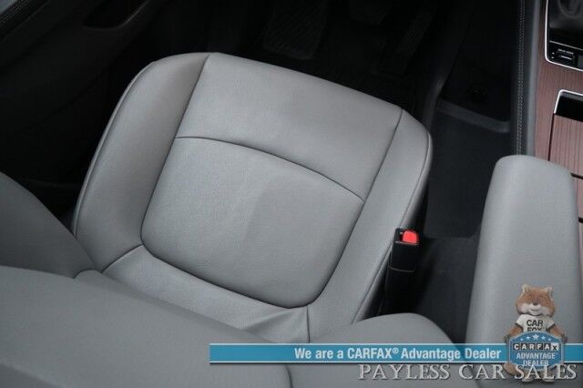 2024 Toyota Sienna XLE Hybrid / AWD / Power & Heated Leather Seats / Sunroof / Adaptive Cruise / Lane Depart & Blind Spot Alert / Apple CarPlay & Android Auto / Back Up Camera / Rear Captain Chairs / 3rd Row / 36 MPG / 1-Owner Anchorage AK