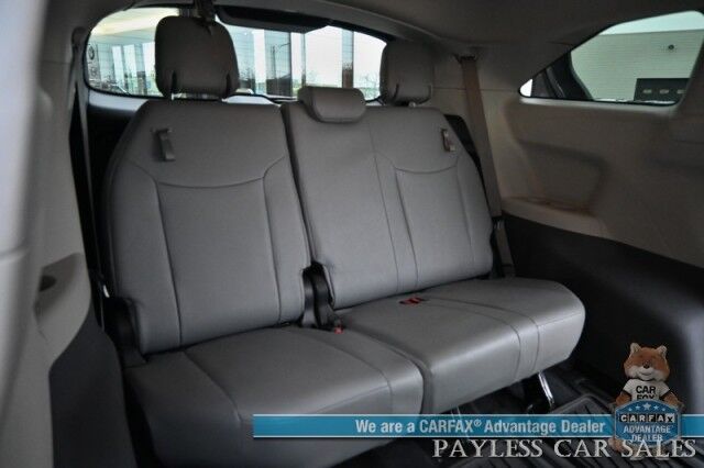 2024 Toyota Sienna XLE Hybrid / AWD / Power & Heated Leather Seats / Sunroof / Adaptive Cruise / Lane Depart & Blind Spot Alert / Apple CarPlay & Android Auto / Back Up Camera / Rear Captain Chairs / 3rd Row / 36 MPG / 1-Owner Anchorage AK